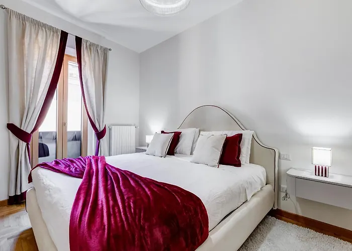 Spanish & Trevi Luxury Flat 200mq And 2 Terrace