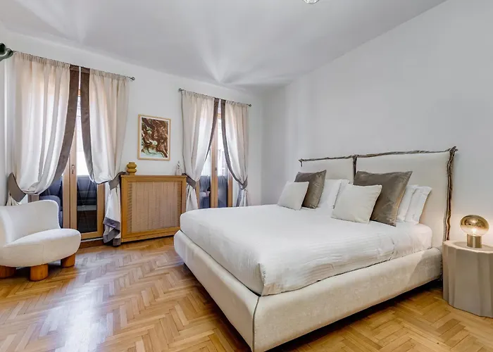 Spanish & Trevi Luxury Flat 200mq And 2 Terrace Appartement