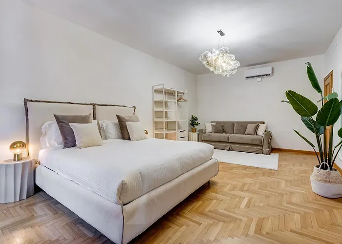 Spanish & Trevi Luxury Flat 200mq And 2 Terrace *